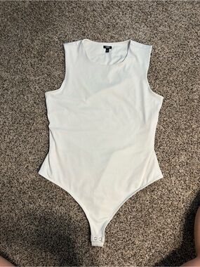 Express Cream Body Contour Sleeveless Bodysuit